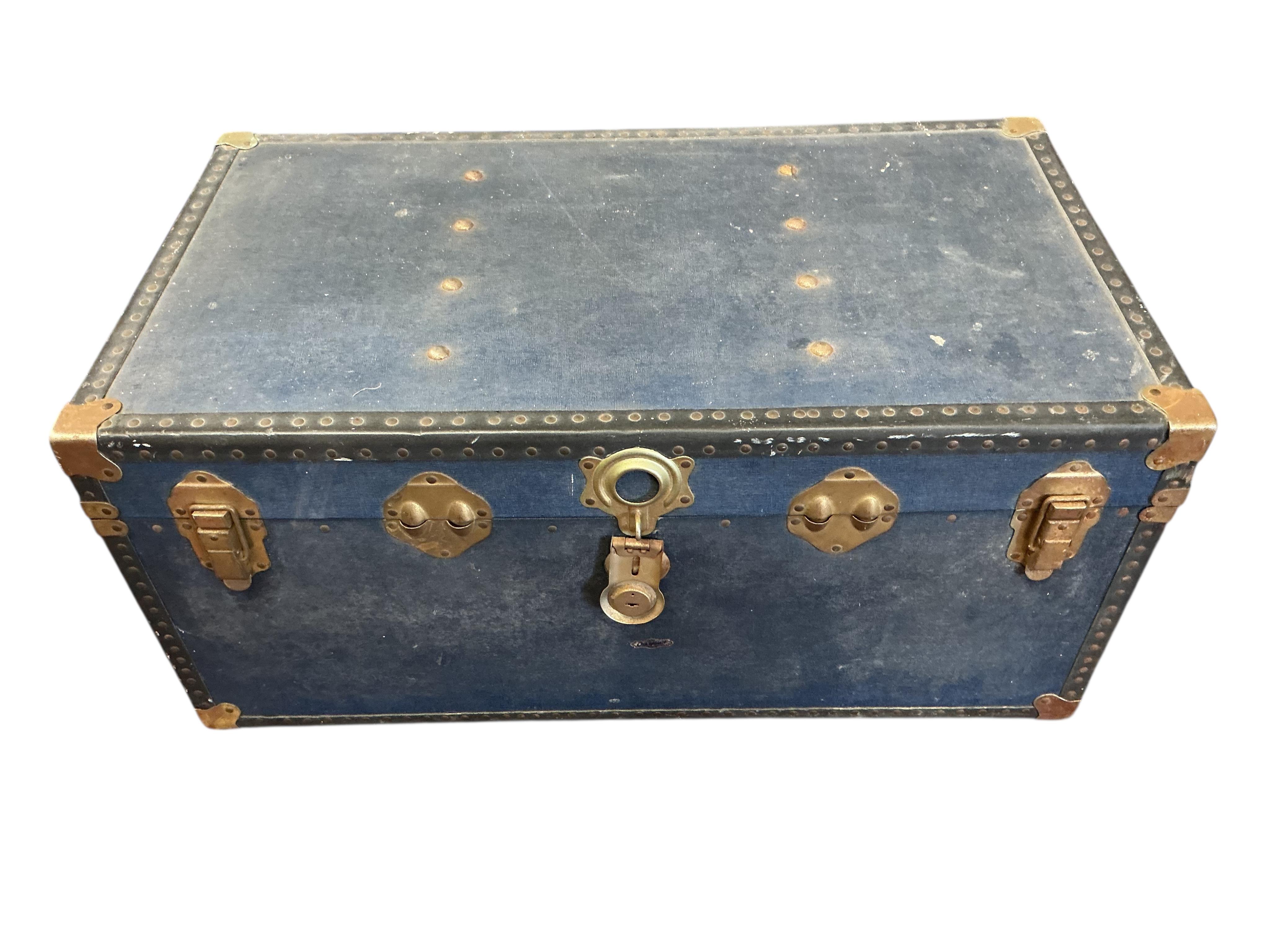 Three vintage travelling trunks, largest width 91cm, depth 51cm, height 42cm